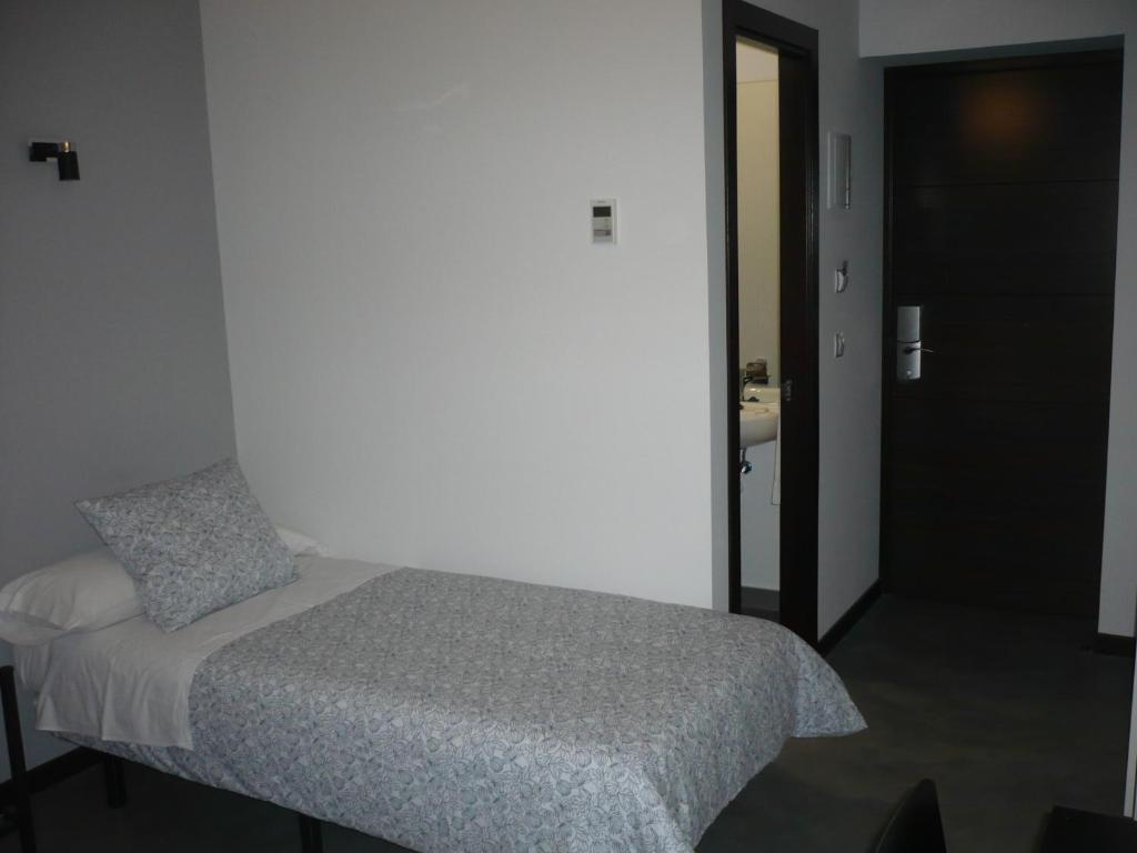 Hostal Cibeles مدريد الغرفة الصورة