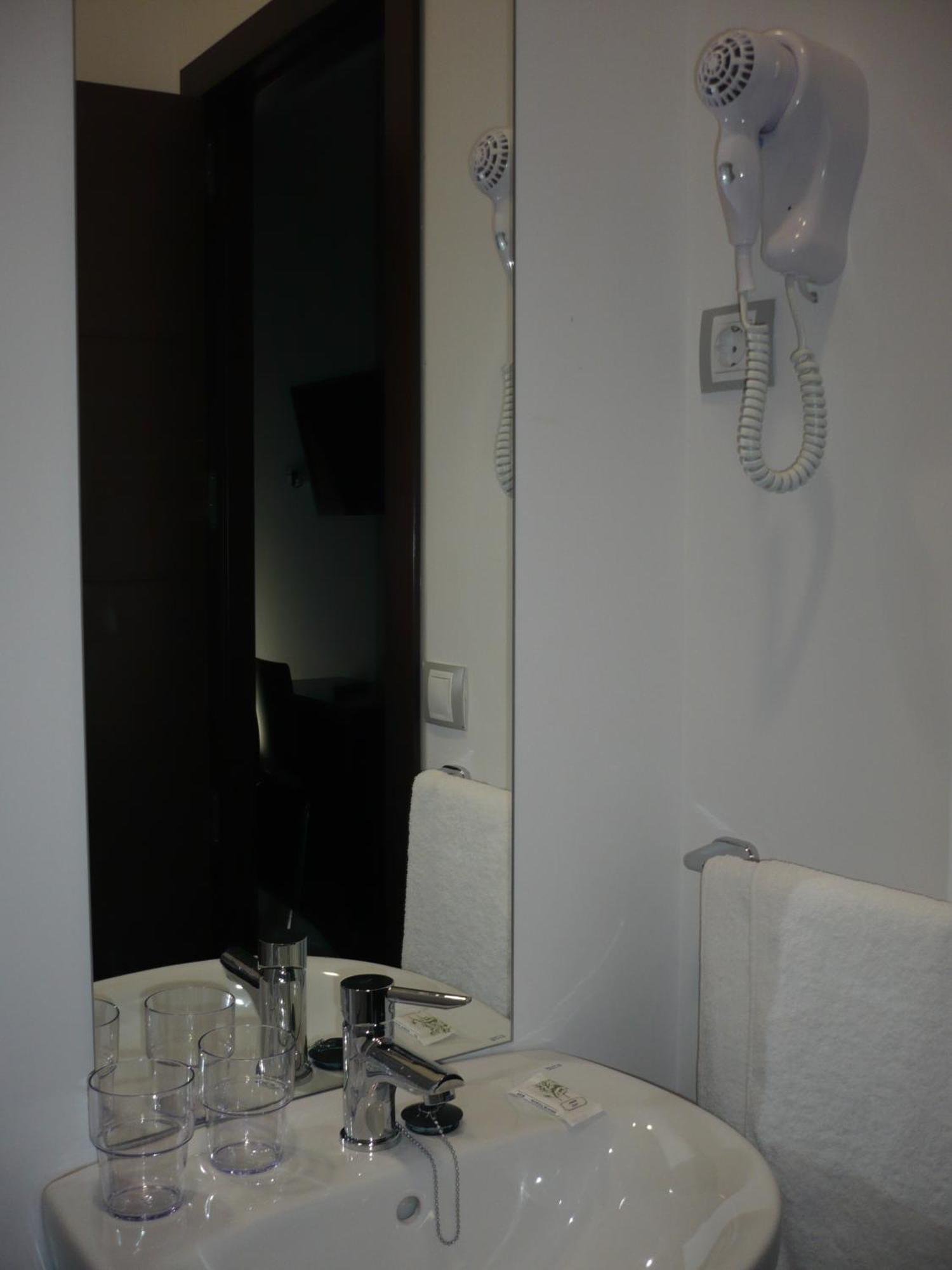 Hostal Cibeles مدريد المظهر الخارجي الصورة