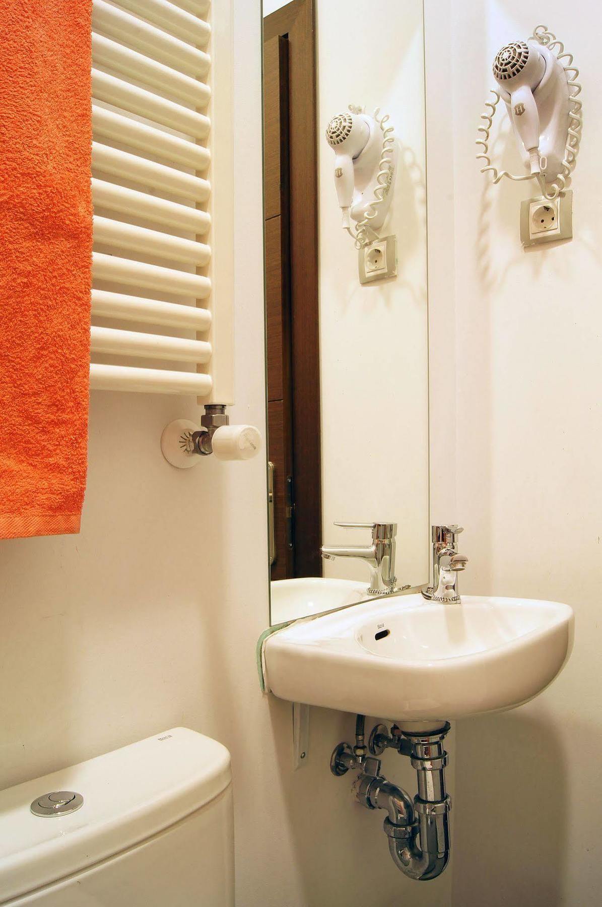 Hostal Cibeles مدريد المظهر الخارجي الصورة